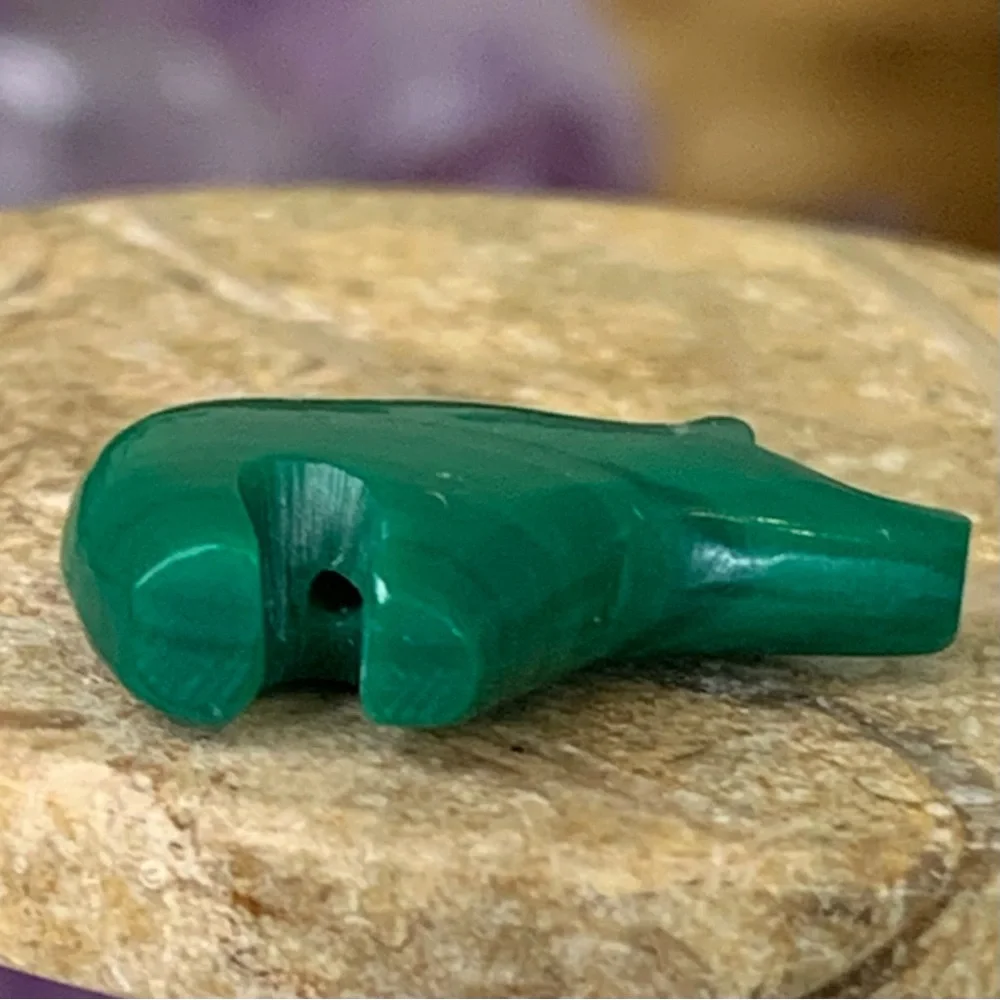 Native American Style Green Zuni Bear Fetish Bead Carved Miniature Spirit Animal